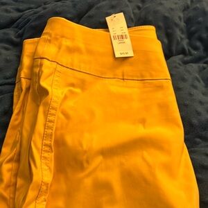 New York and company. Stretchy material pants. Size large